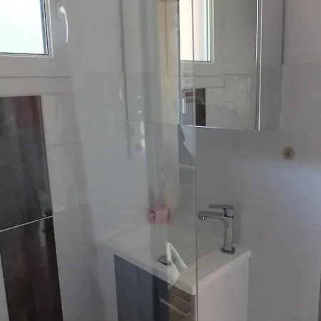 Apartment Studio Loft Eden Avec Terrasse Privative, Piscine
